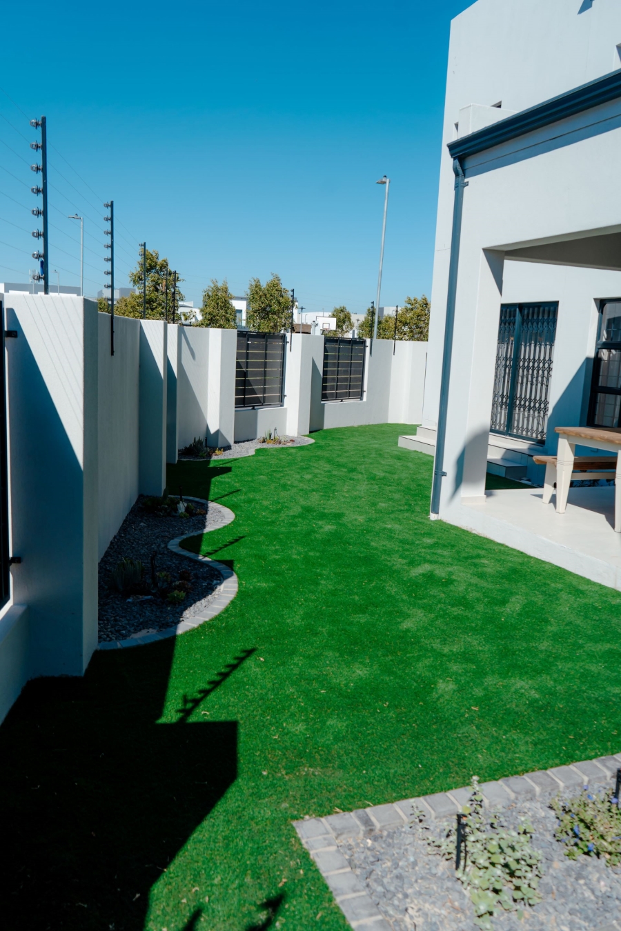 To Let 4 Bedroom Property for Rent in Sandown Western Cape